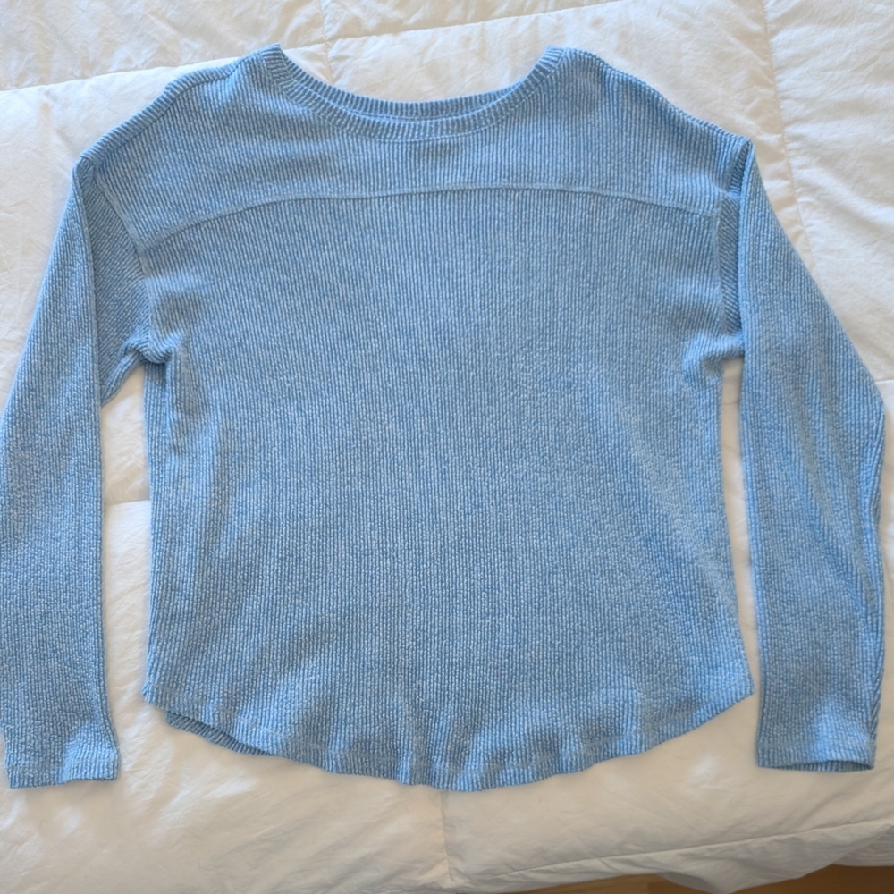 Sky Blue Ribbed Knit Size L